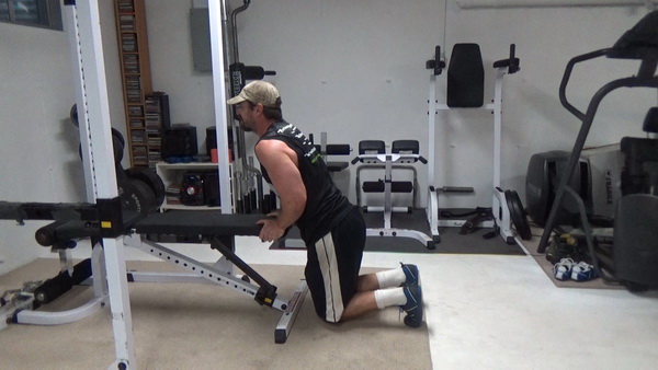 Partial Vertical Close-Grip Push-Ups Start